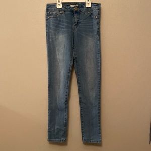 Low rise lighter wash skinny jeans